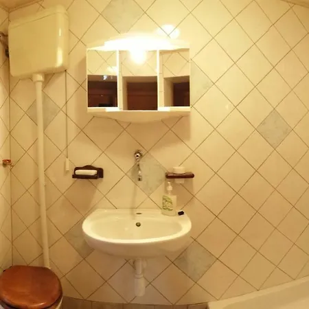 Vintage With Swimming Pool,sauna.... Prázdninový dům Laško